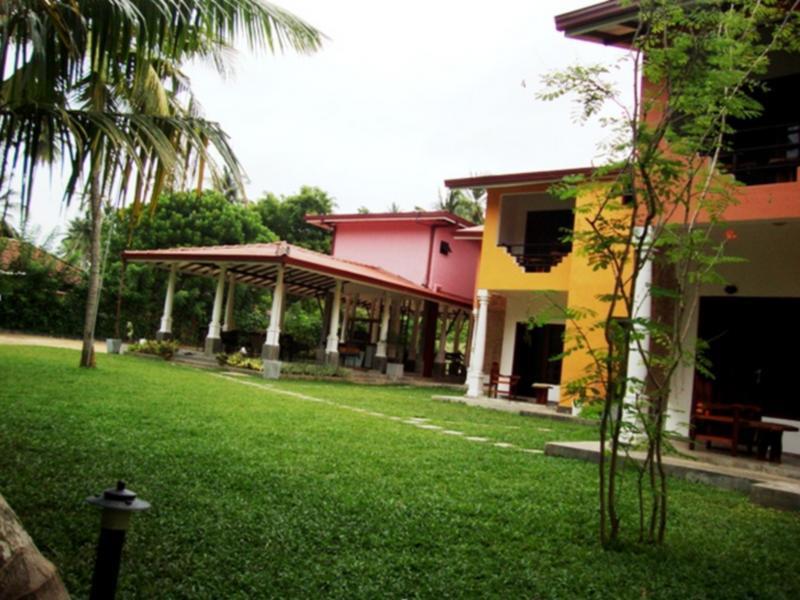 Riverside Cabanas Mirissa Exterior foto
